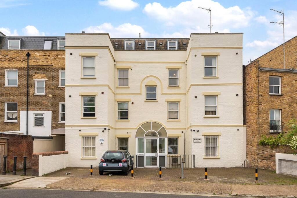 Апартаменты Cosy 2 Bed In Kensington Olympia Лондон Экстерьер фото